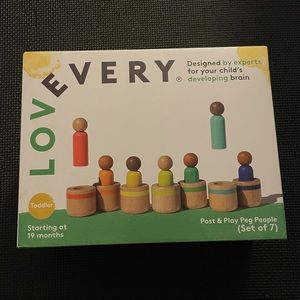 Lovevery Post & Play Peg People NEW IN BOX